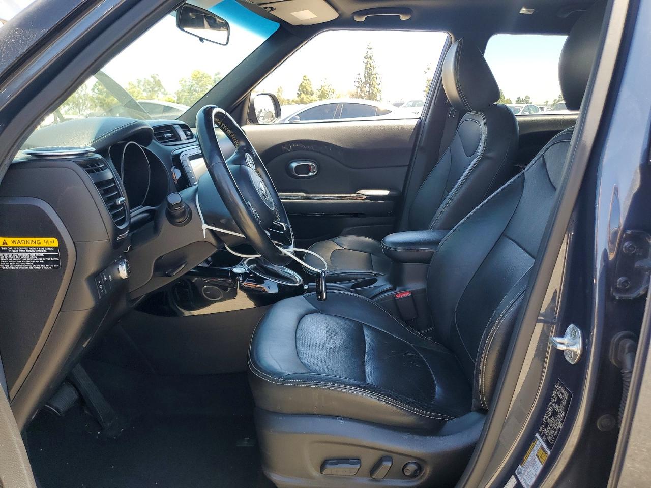 2015 KIA SOUL + photo 13