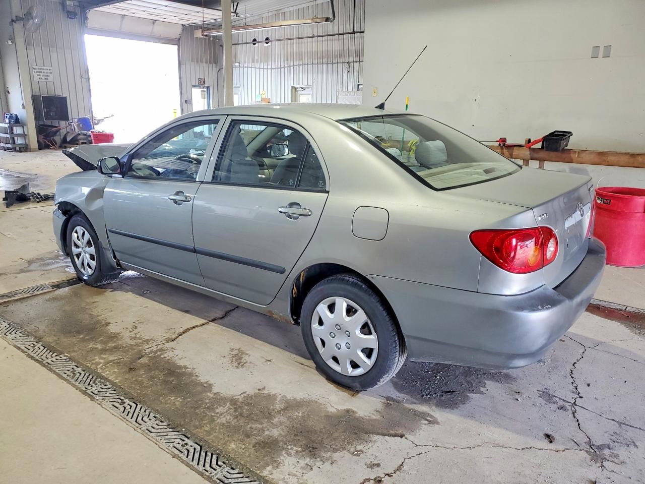 2003 TOYOTA COROLLA CE photo 3