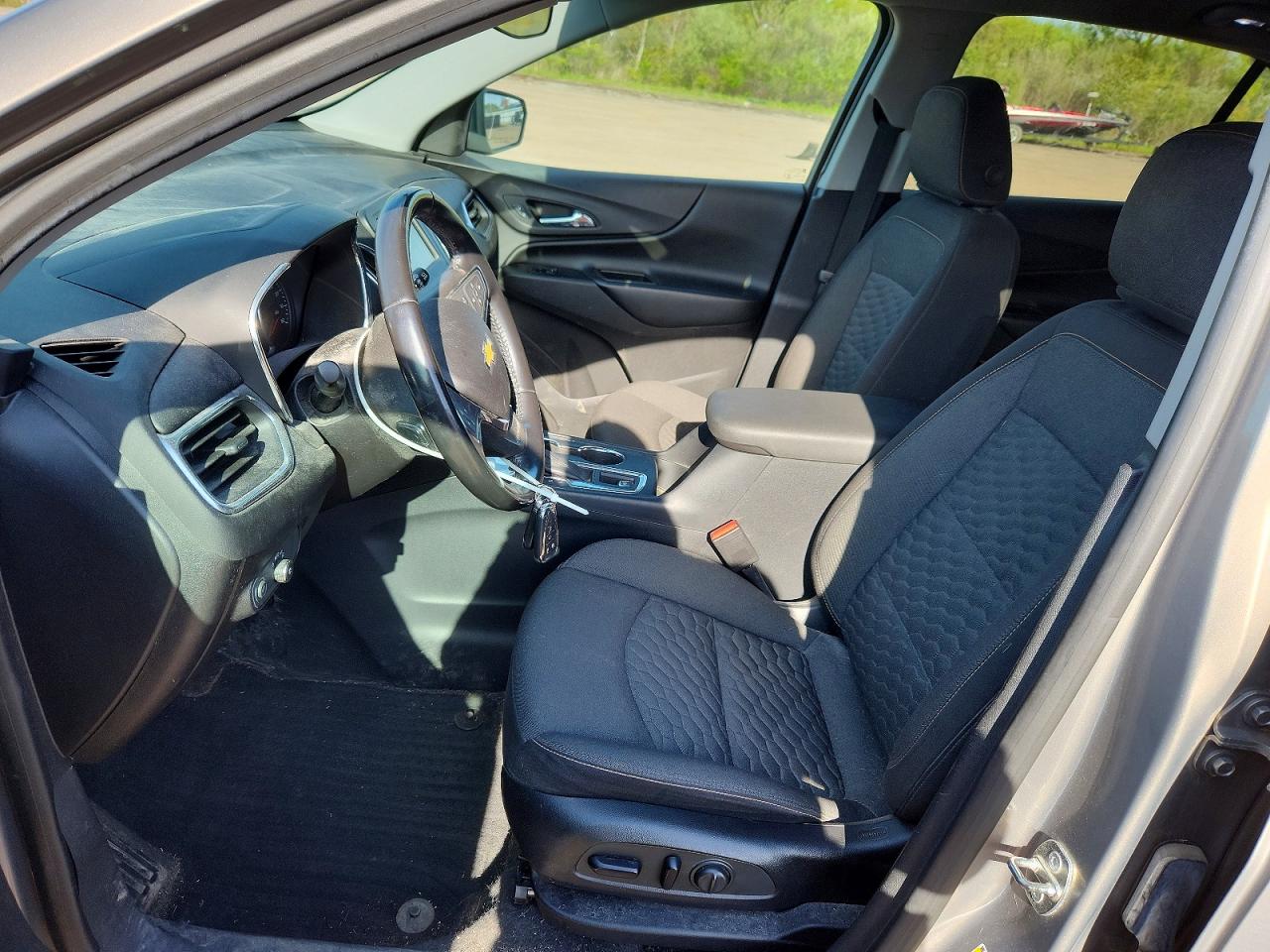 2019 CHEVROLET EQUINOX LT photo 19
