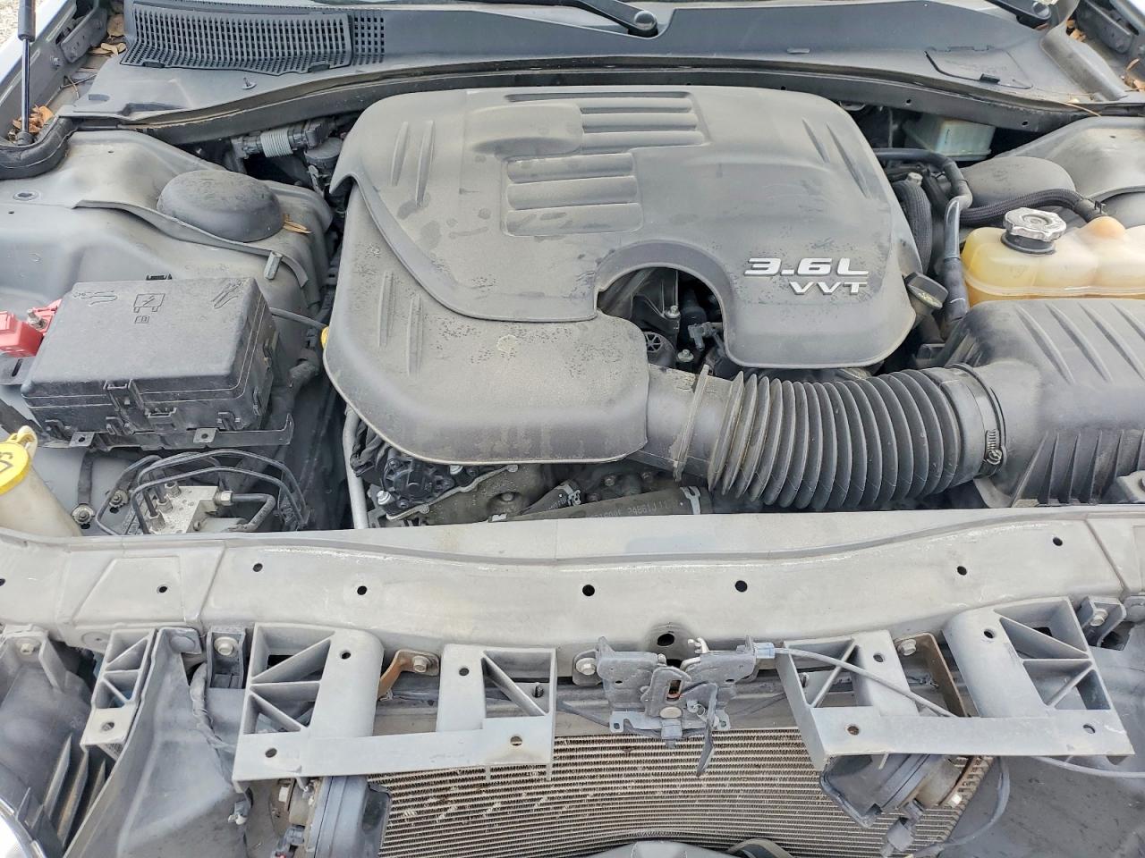 2019 CHRYSLER 300 TOURING photo 31