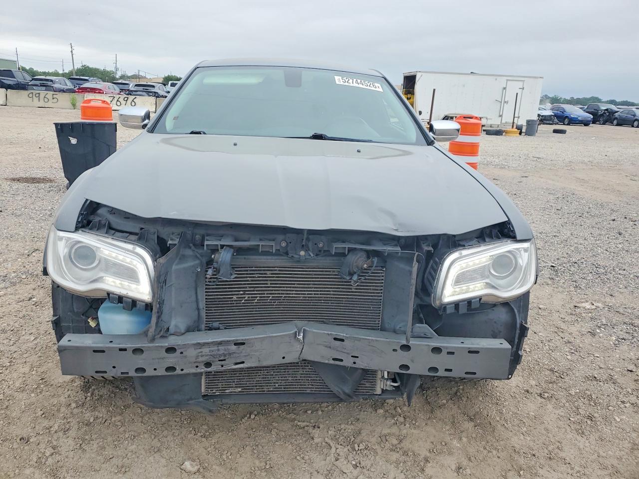 2019 CHRYSLER 300 TOURING photo 13