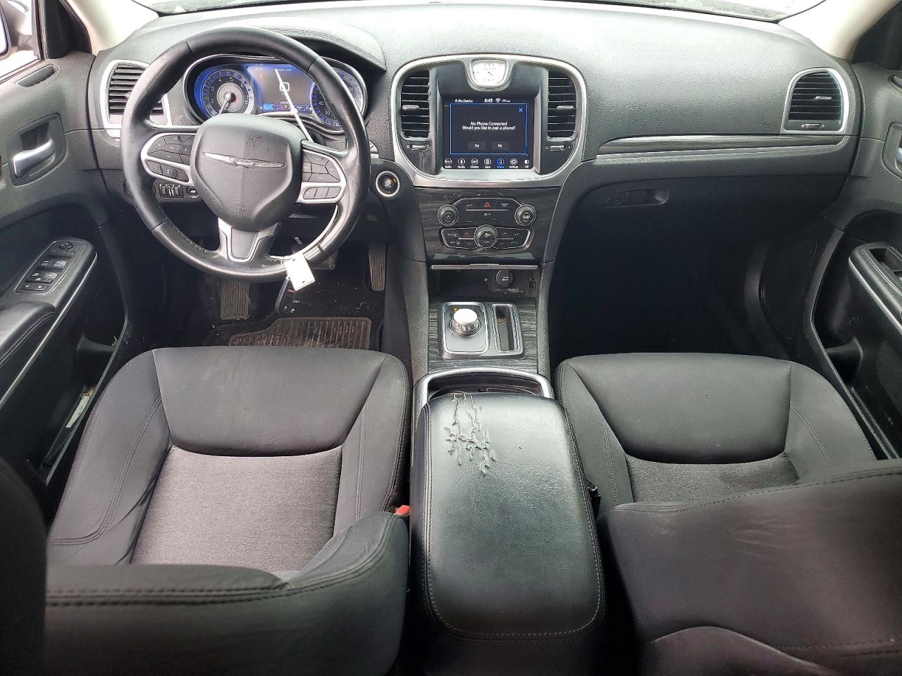 2019 CHRYSLER 300 TOURING photo 22
