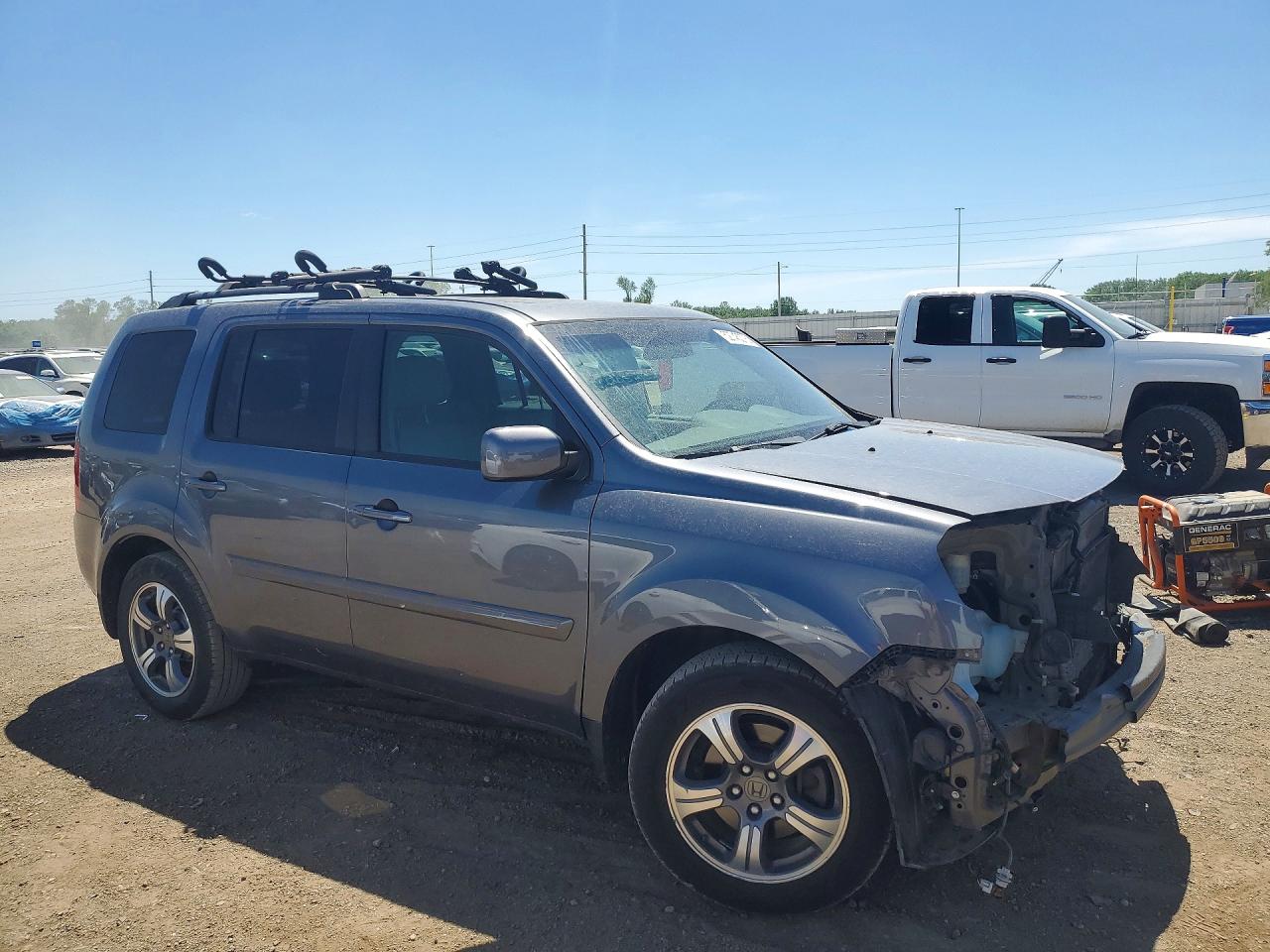 2015 HONDA PILOT SE photo 4
