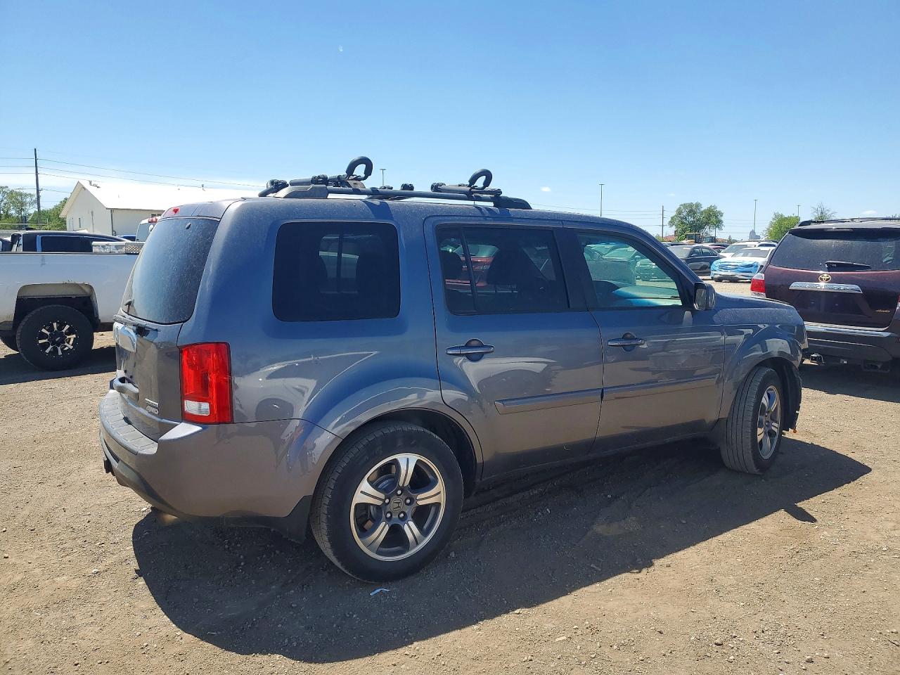 2015 HONDA PILOT SE photo 3