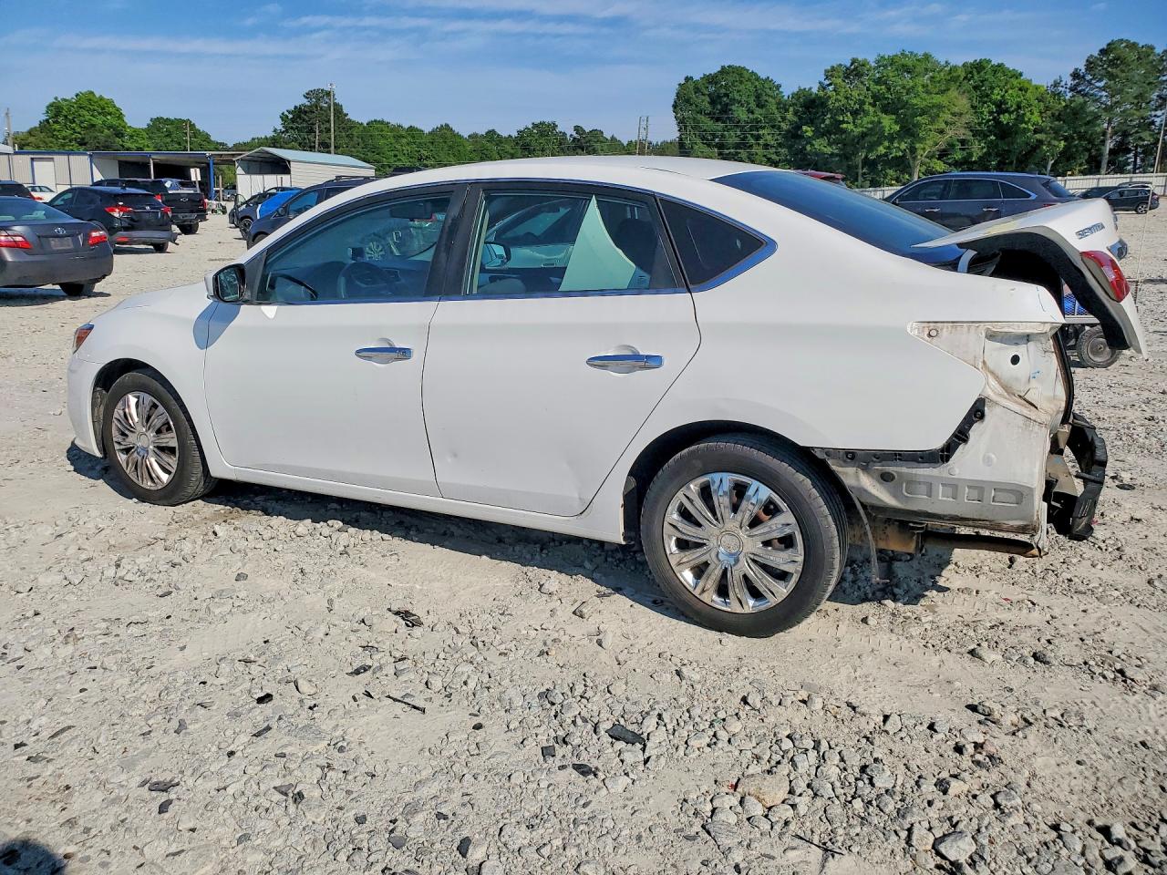 2018 NISSAN SENTRA S photo 3