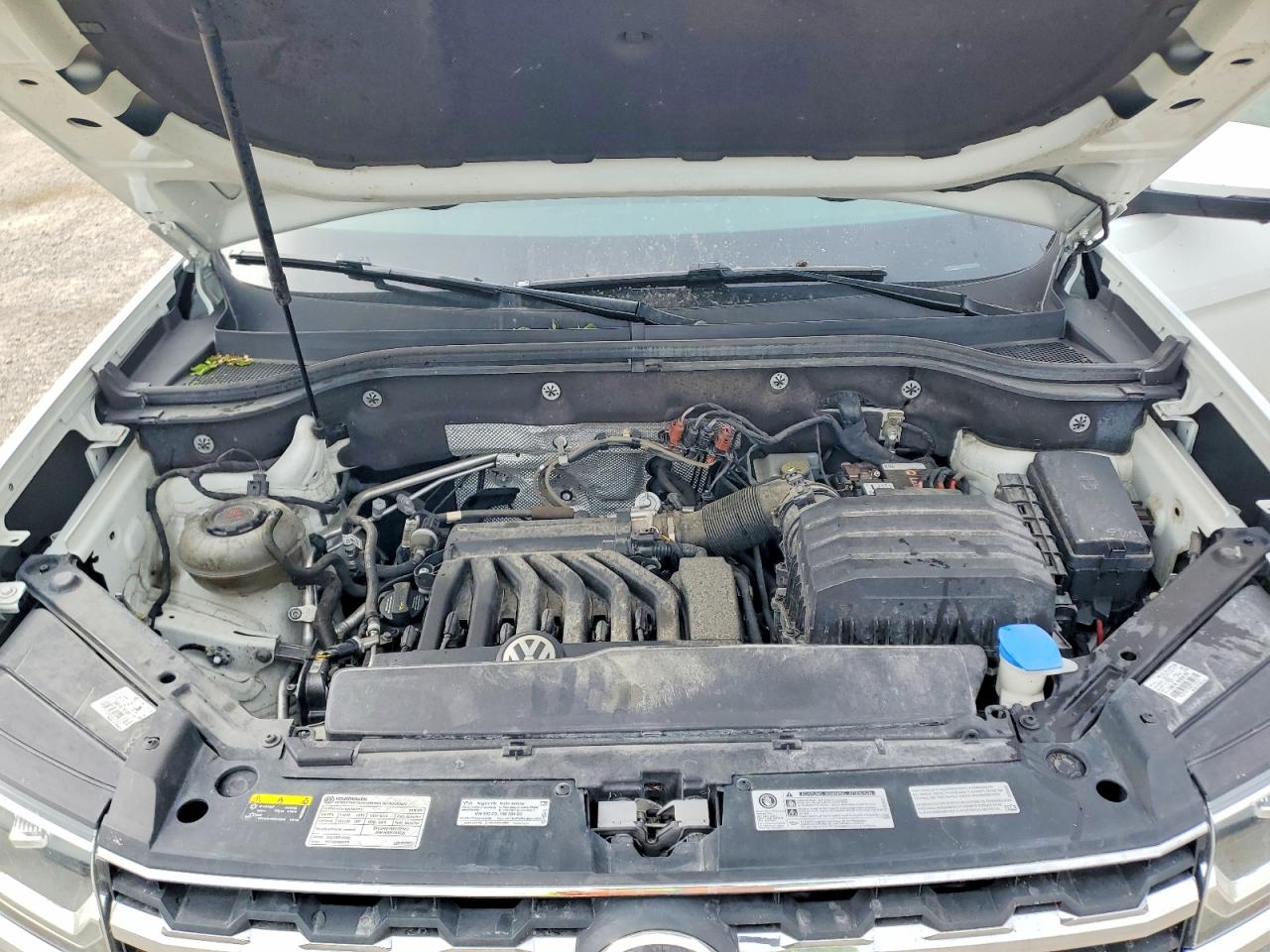 2018 VOLKSWAGEN ATLAS SEL PREMIUM photo 23