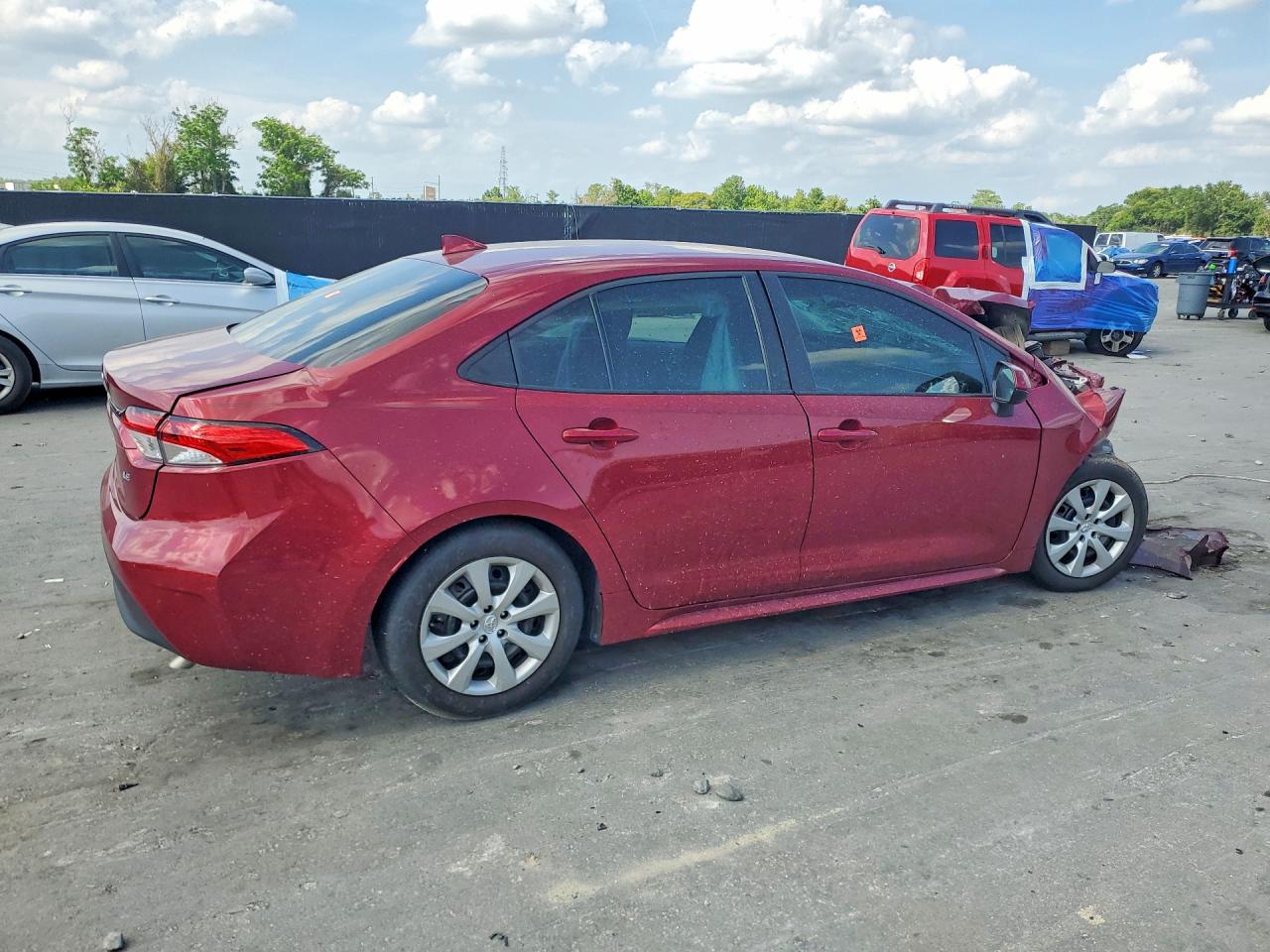 2025 TOYOTA COROLLA LE photo 3