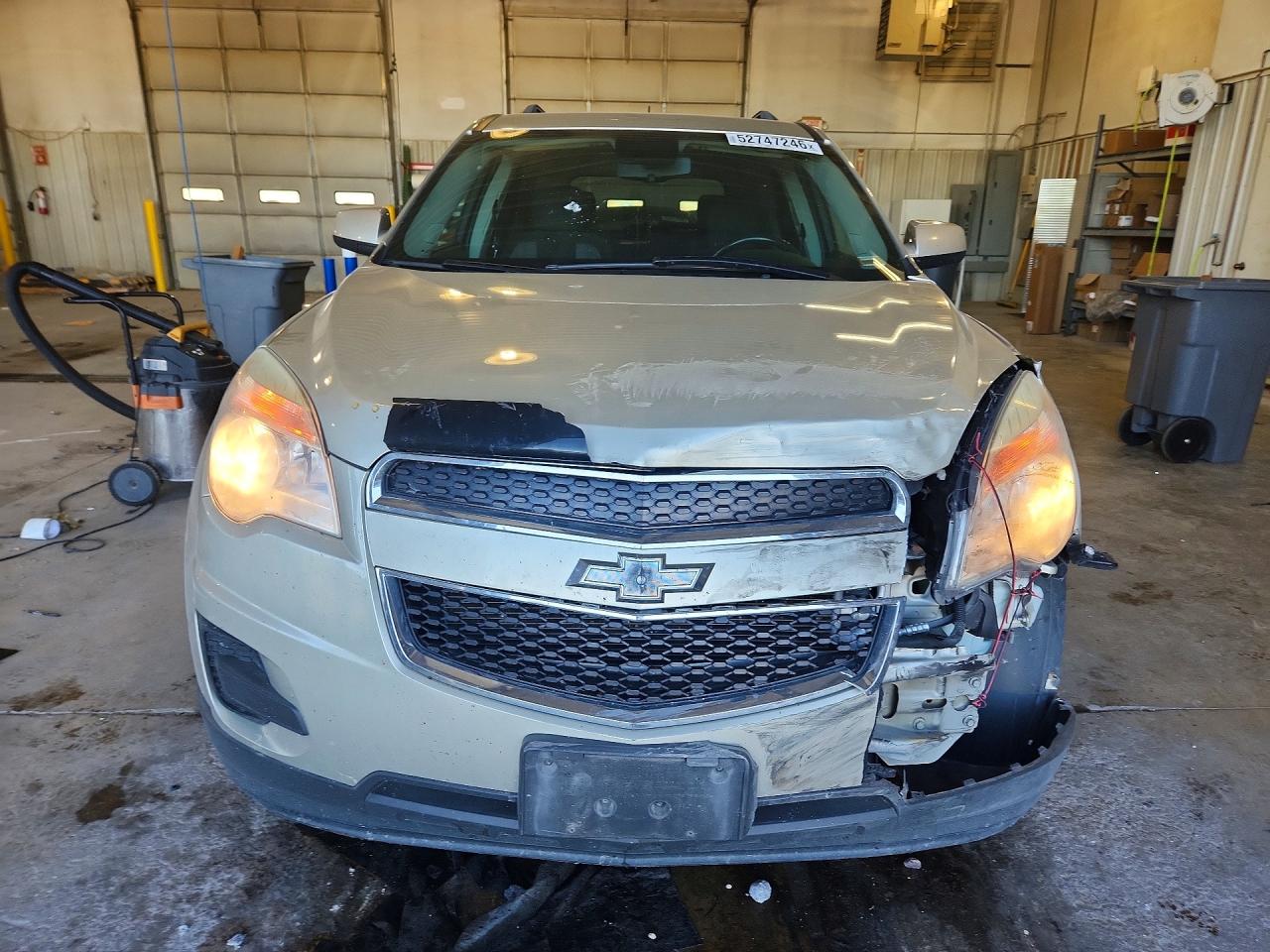 2013 CHEVROLET EQUINOX LT photo 5
