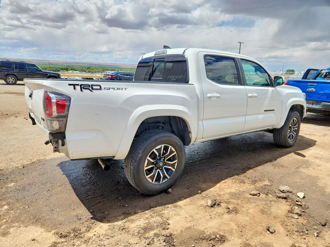 2022 TOYOTA TACOMA TRD SPORT photo 5