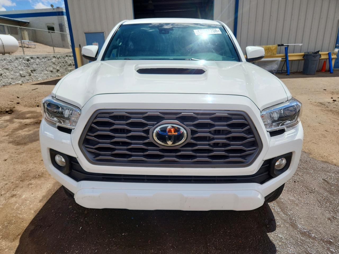 2022 TOYOTA TACOMA TRD SPORT photo 9
