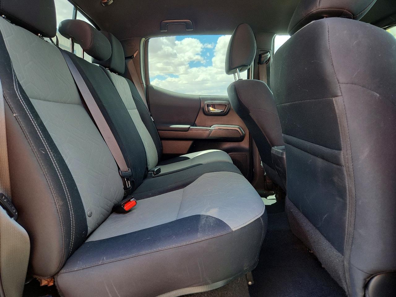 2022 TOYOTA TACOMA TRD SPORT photo 19