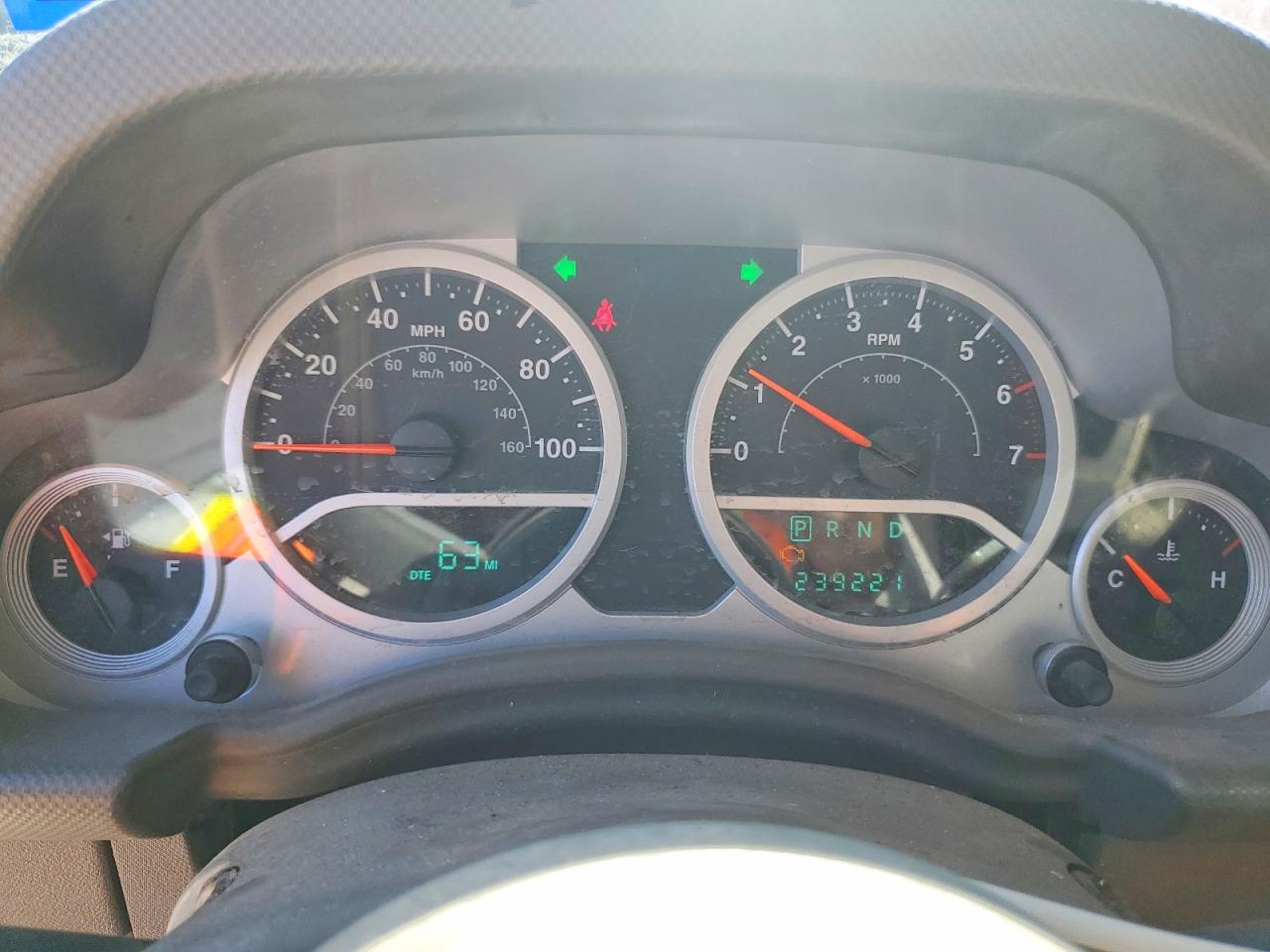 2008 JEEP WRANGLER UNLIMITED SAHARA photo 25