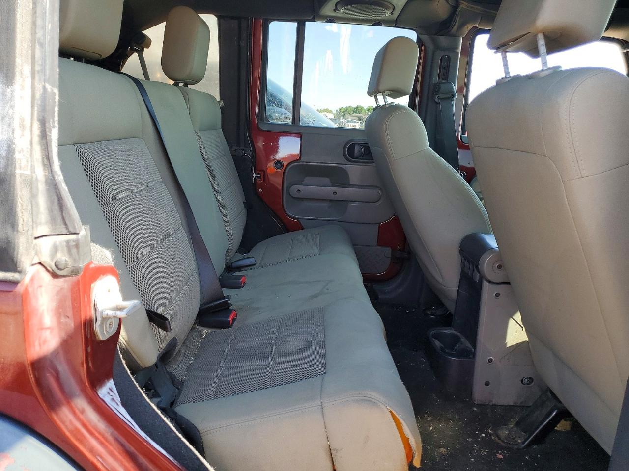 2008 JEEP WRANGLER UNLIMITED SAHARA photo 28