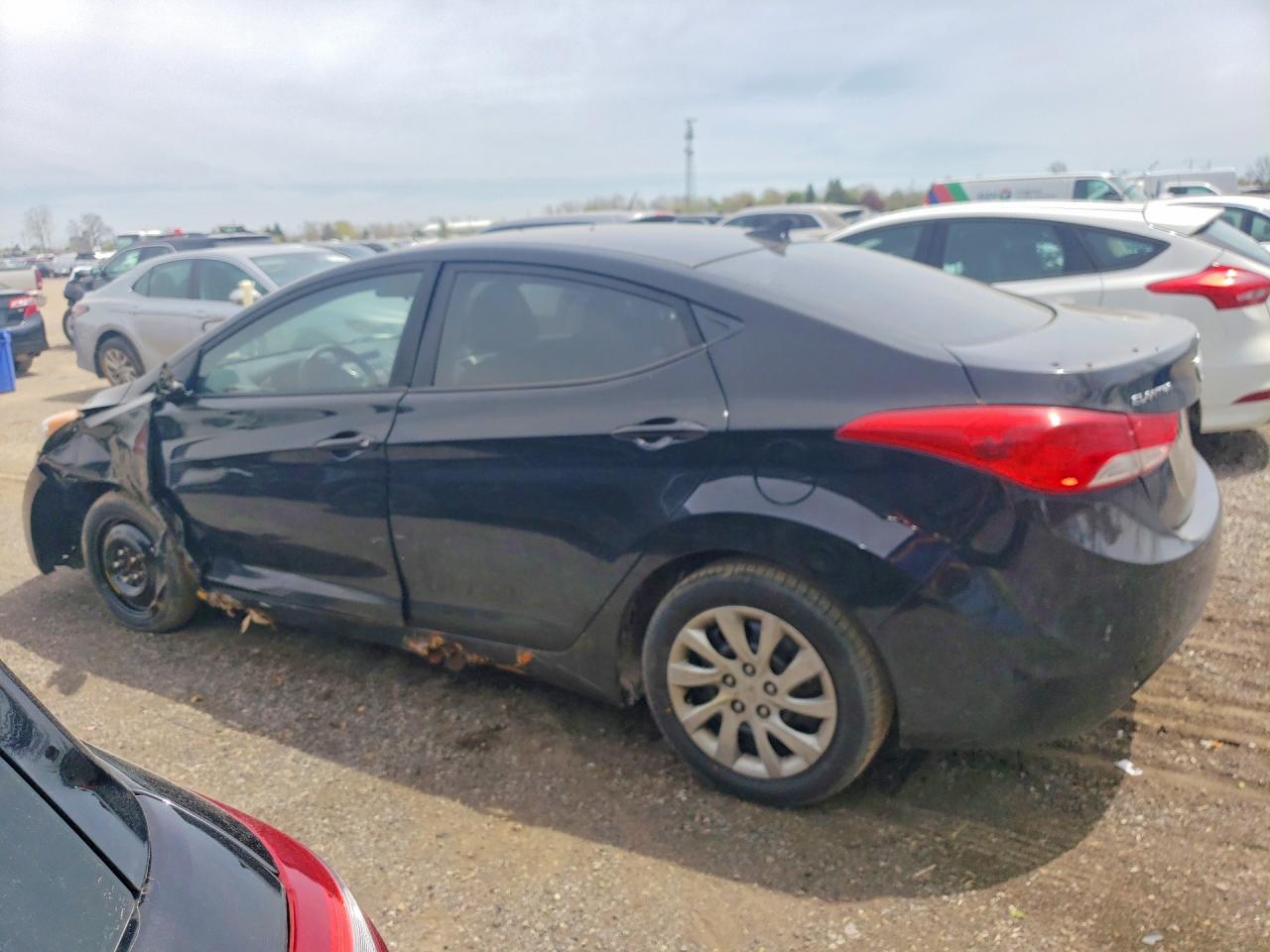 2013 HYUNDAI ELANTRA GLS photo 4