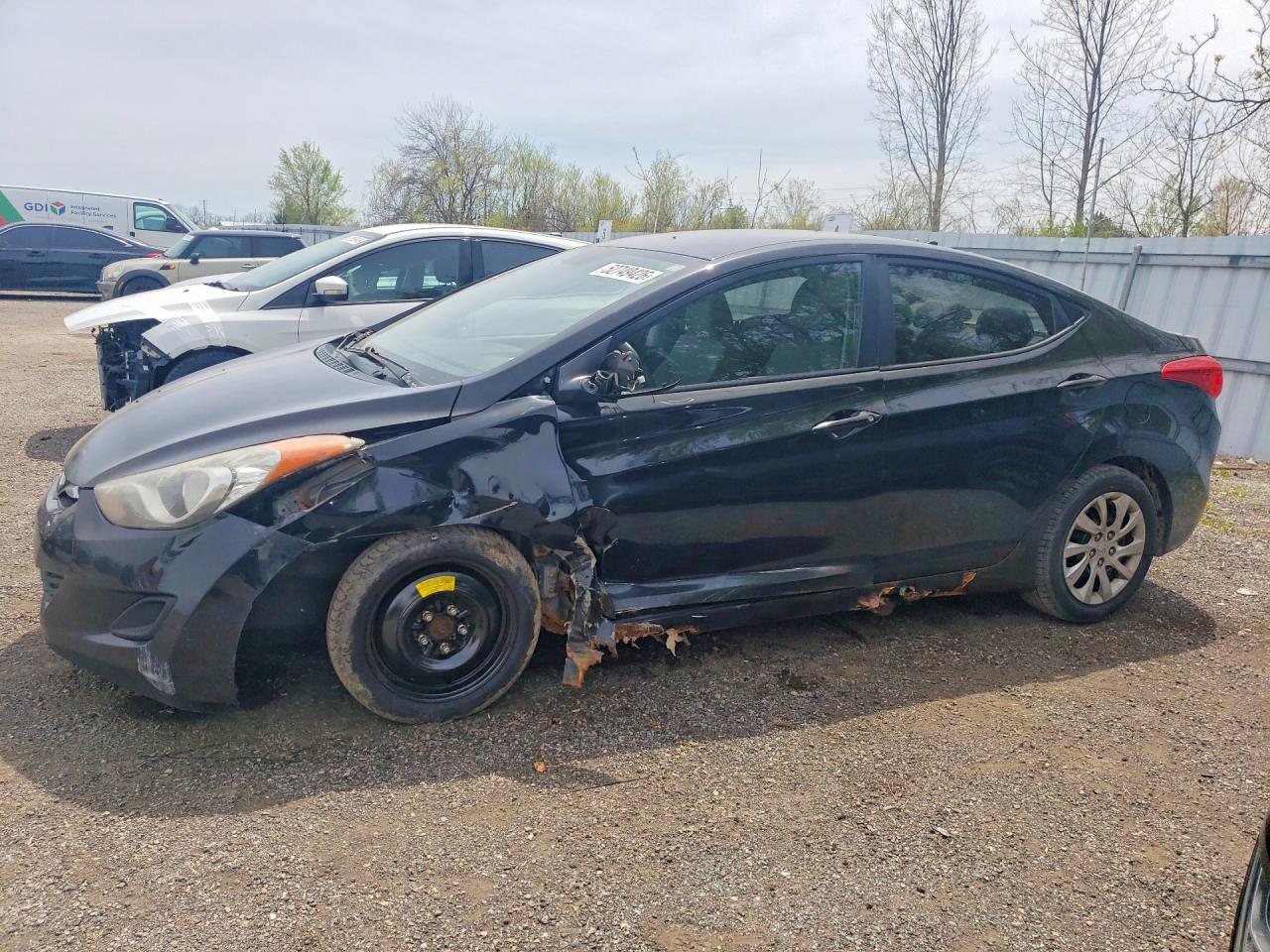 2013 HYUNDAI ELANTRA