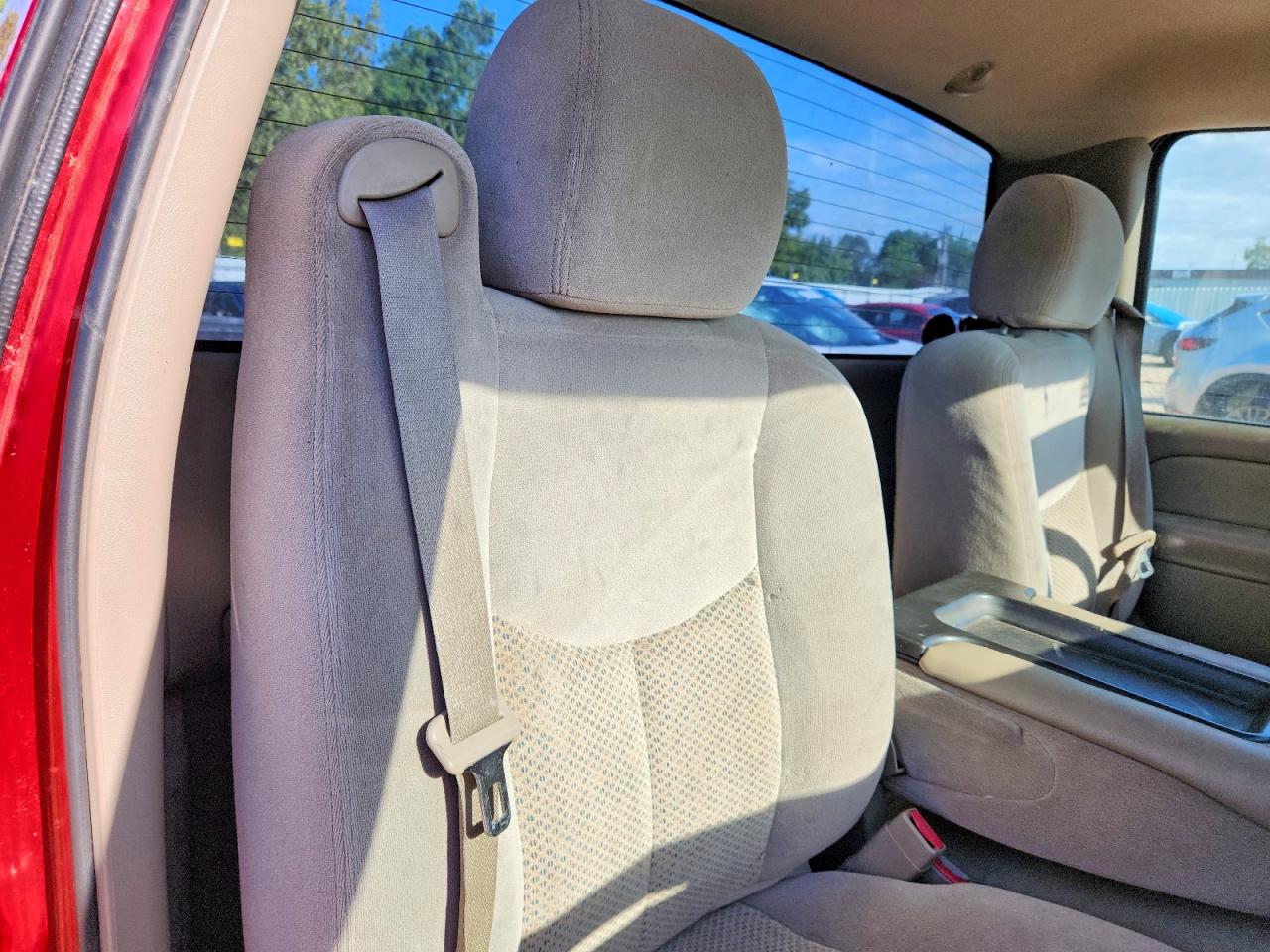 2004 CHEVROLET SILVERADO K1500 photo 19