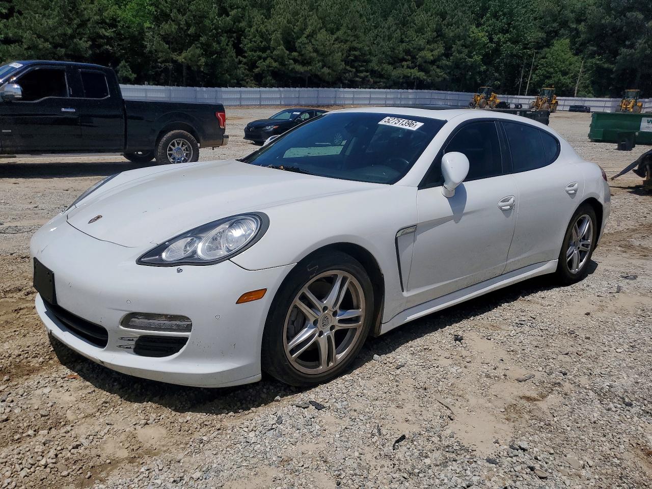 2013 PORSCHE PANAMERA