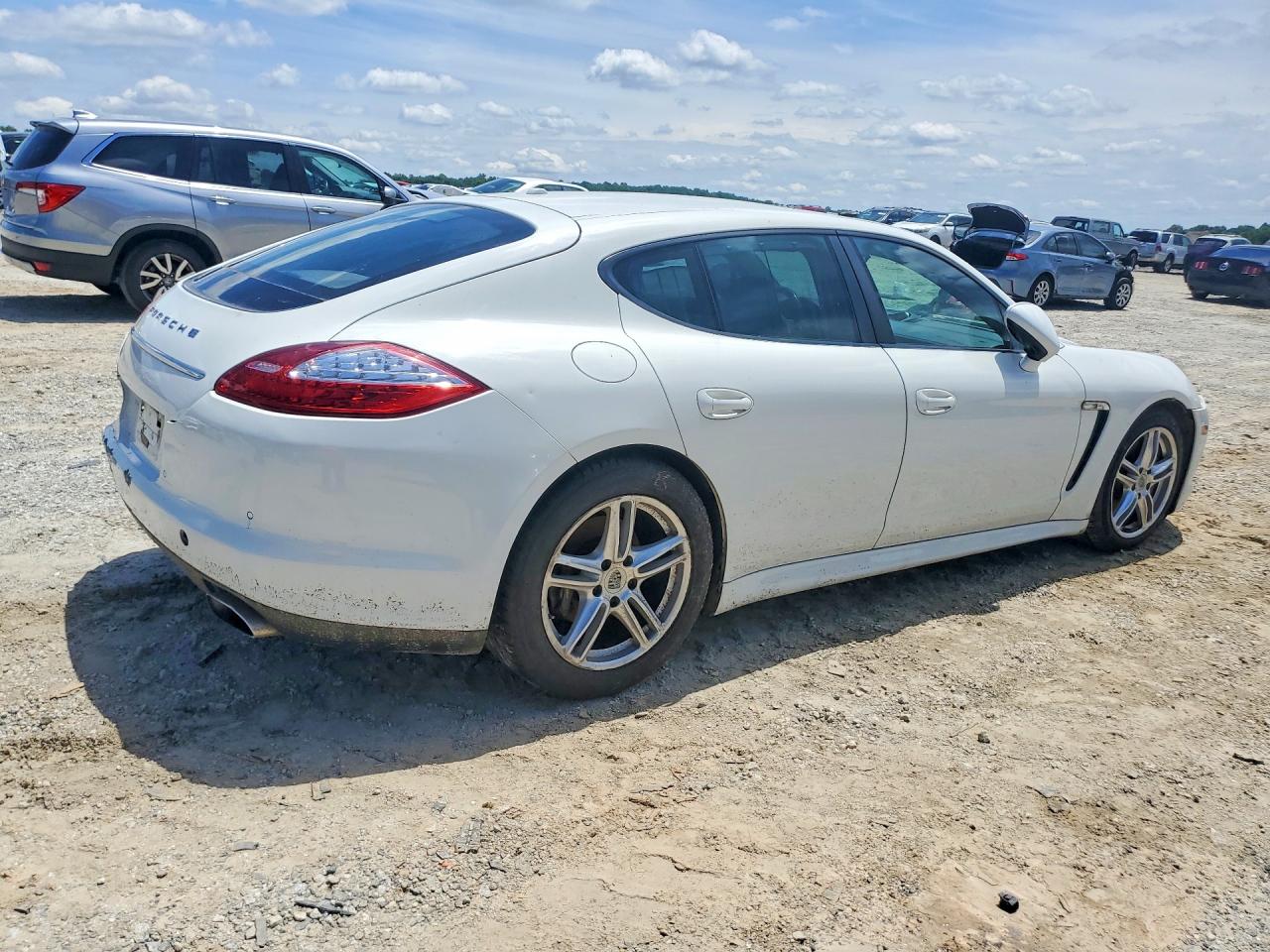 2013 PORSCHE PANAMERA 2 photo 5