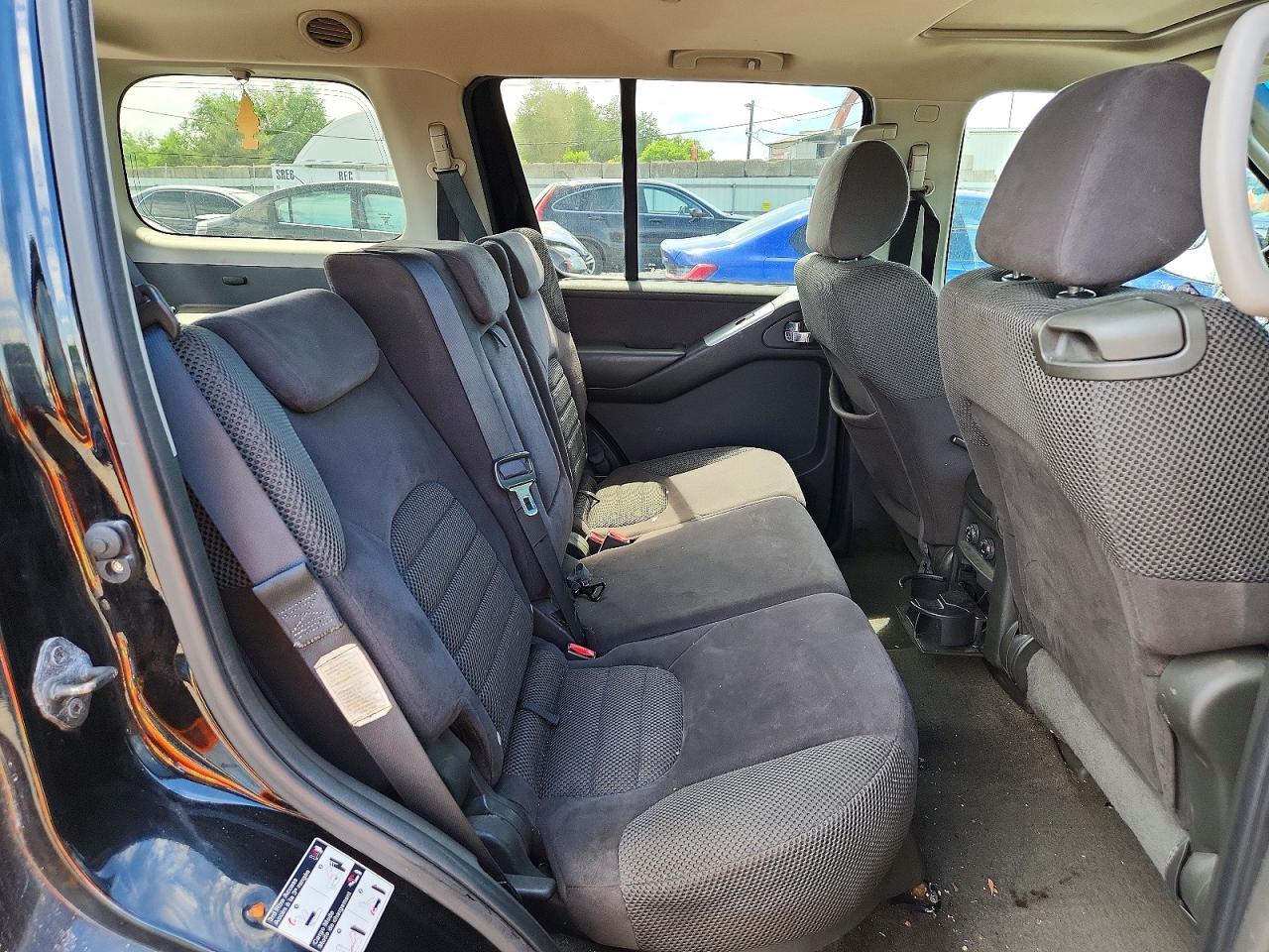 2009 NISSAN PATHFINDER S photo 31