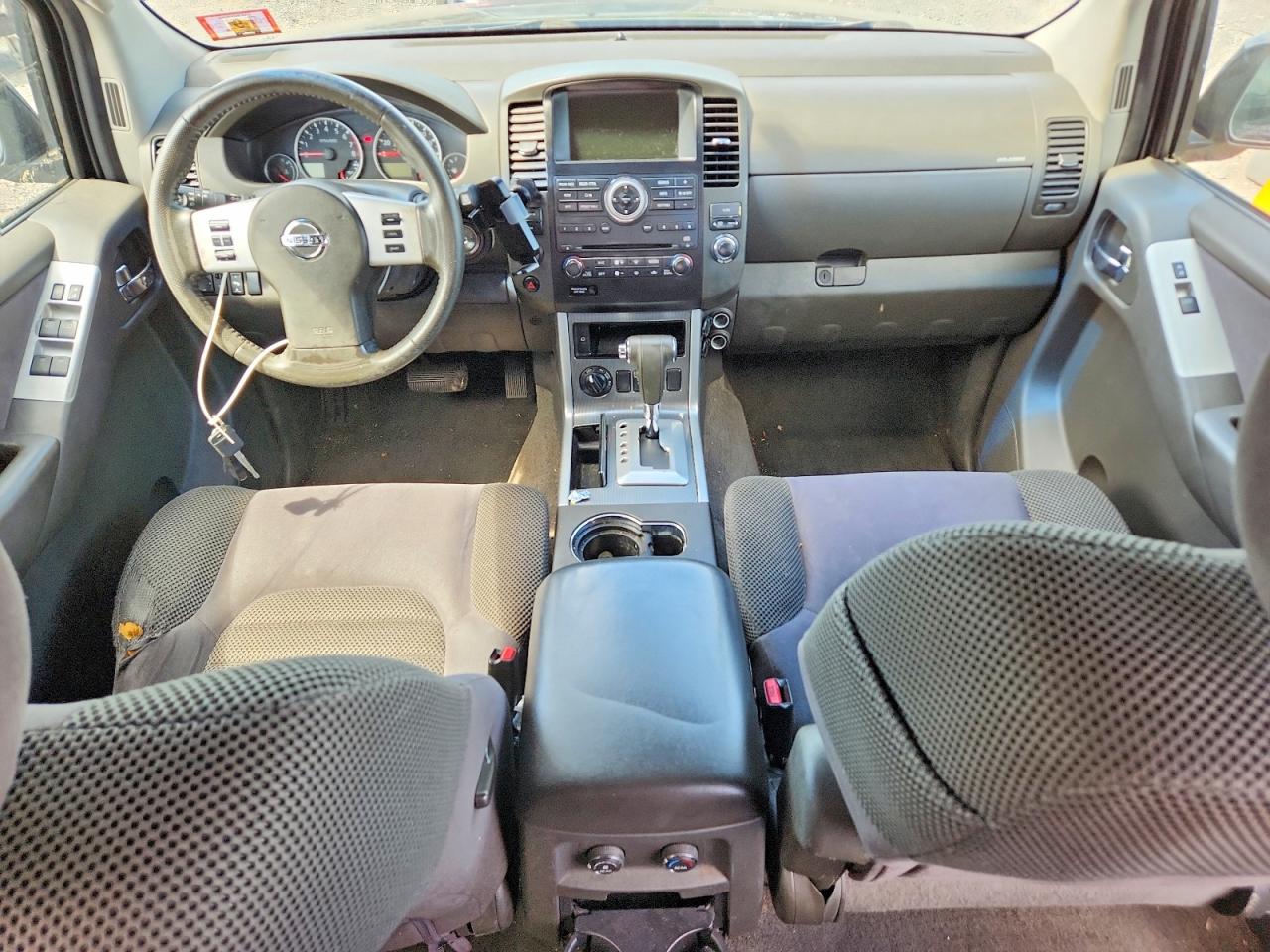 2009 NISSAN PATHFINDER S photo 22