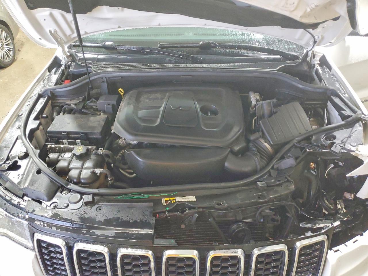 2019 JEEP GRAND CHEROKEE LIMITED photo 34