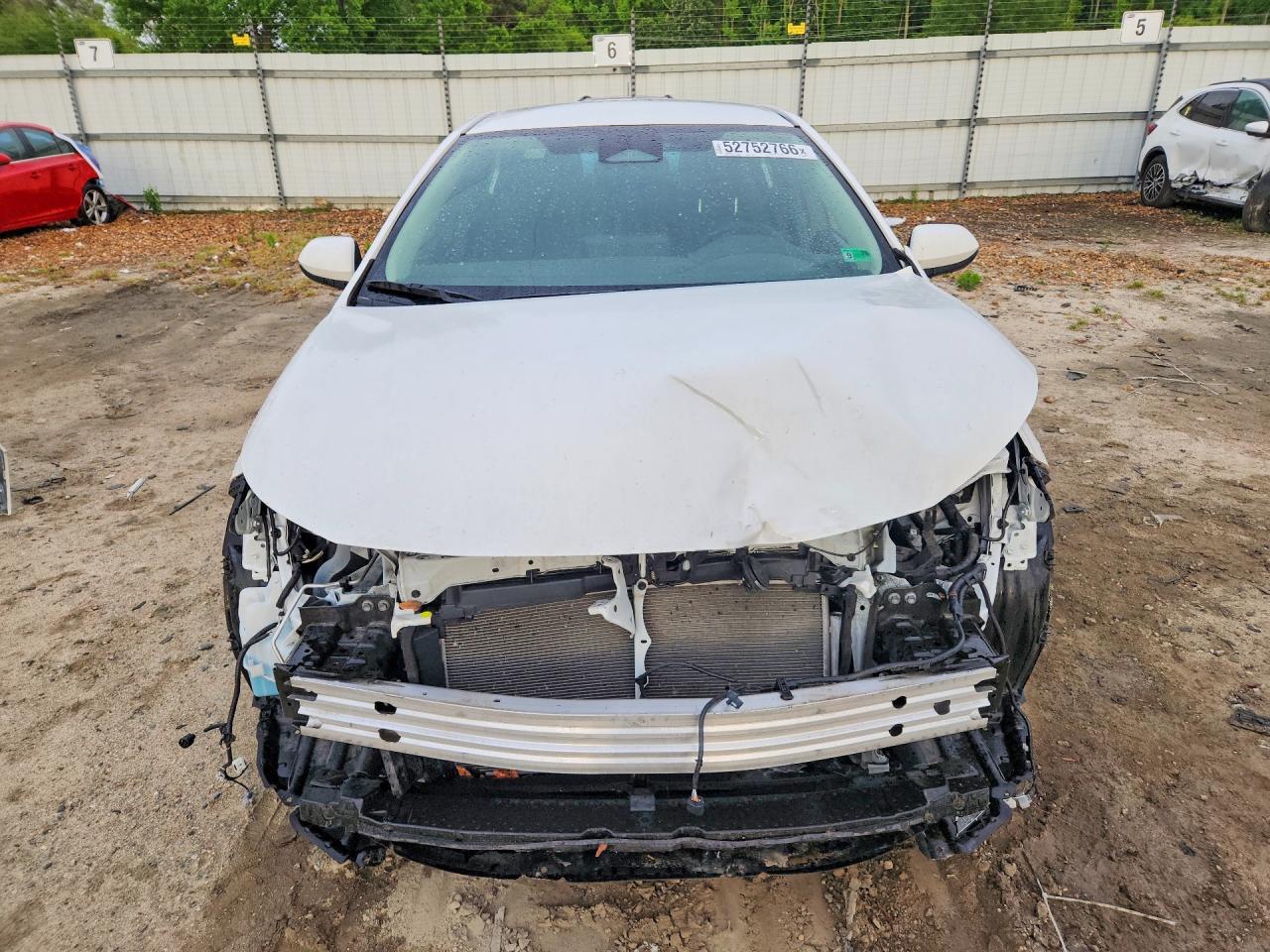 2023 TOYOTA COROLLA LE photo 13