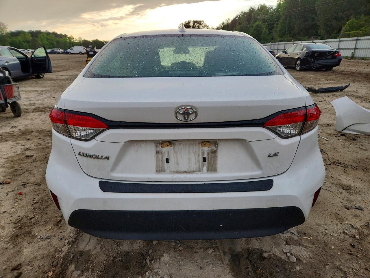 2023 TOYOTA COROLLA LE photo 16