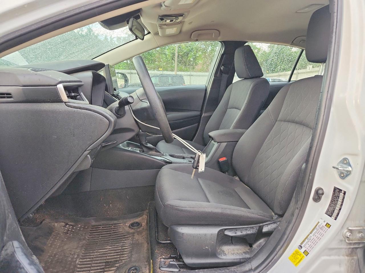 2023 TOYOTA COROLLA LE photo 19