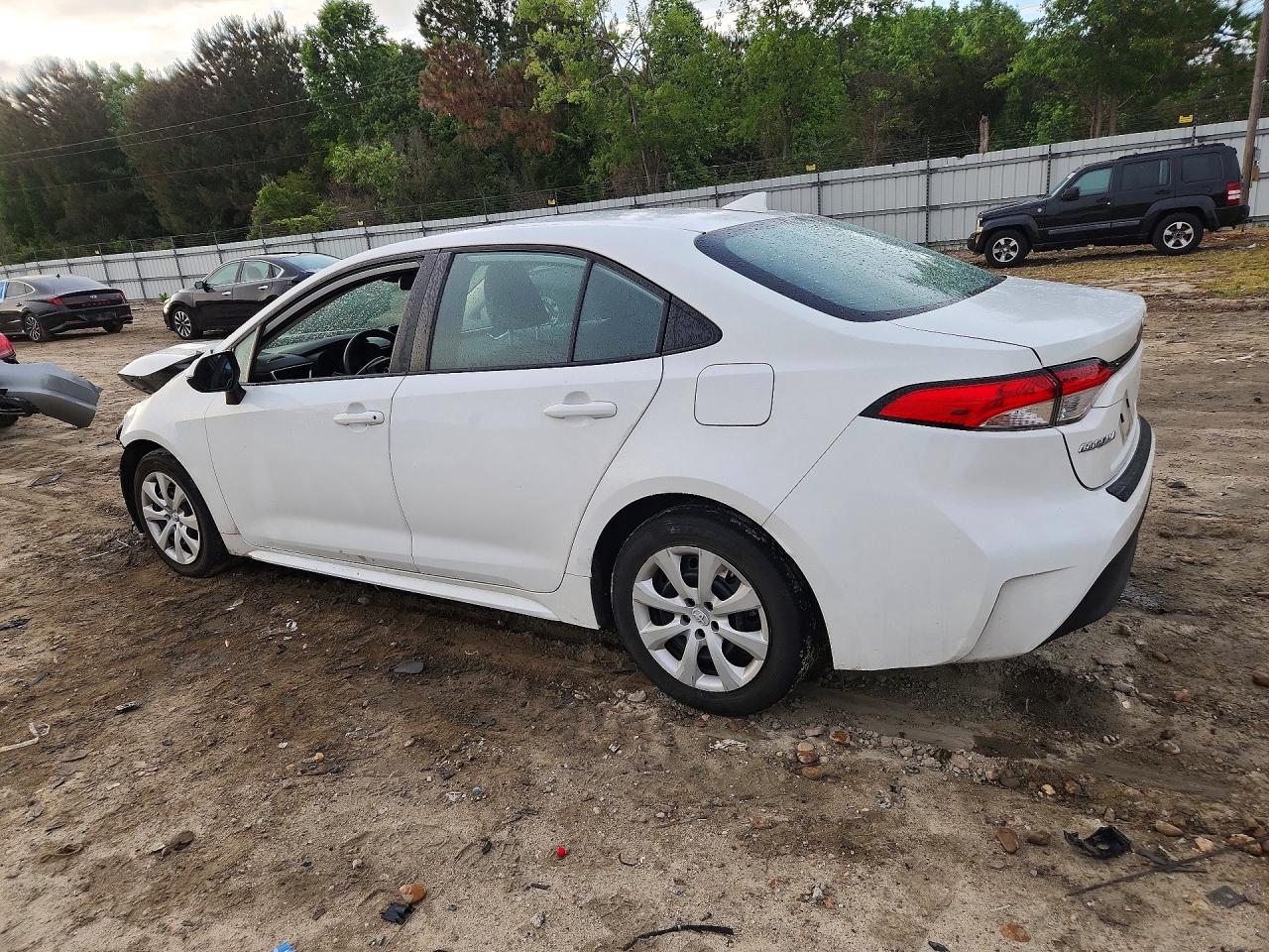 2023 TOYOTA COROLLA LE photo 4