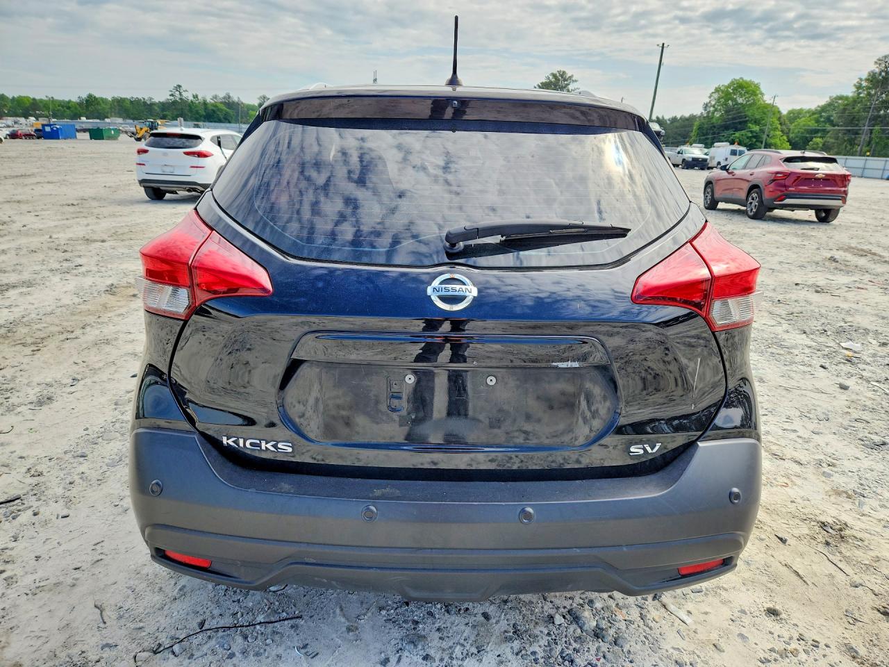 2020 NISSAN KICKS SV photo 16