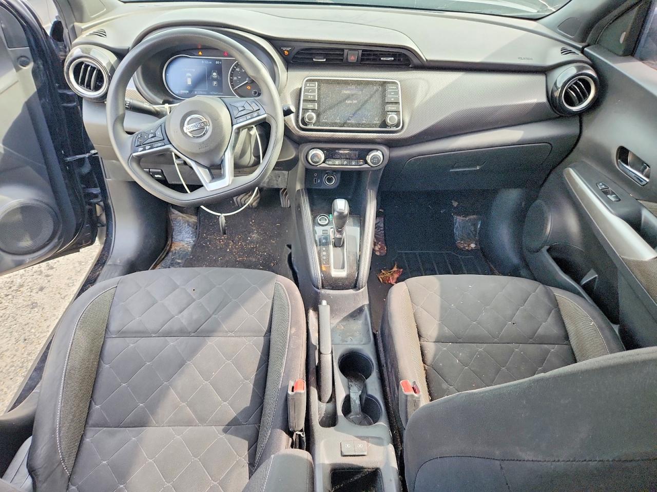 2020 NISSAN KICKS SV photo 22