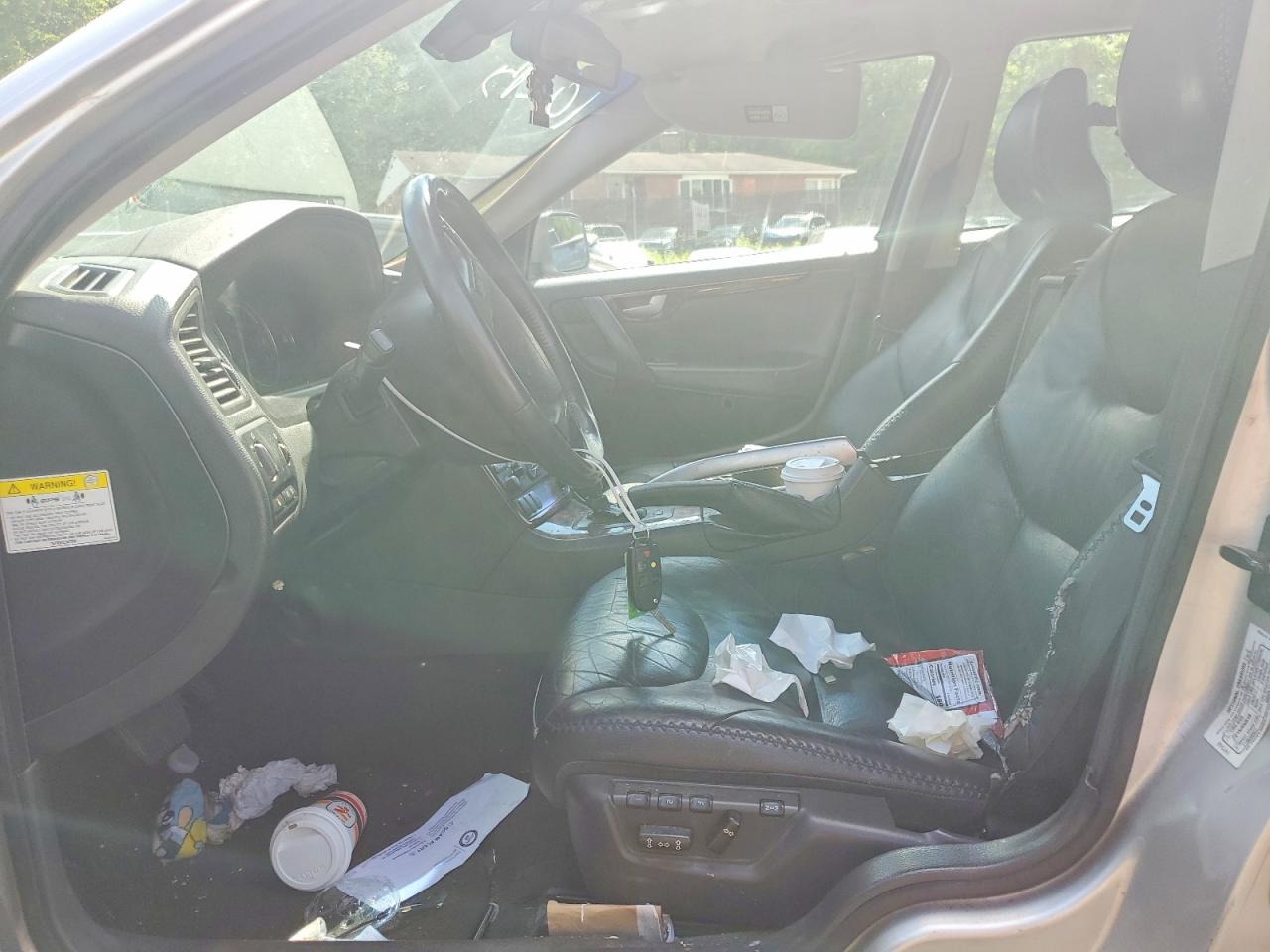 2005 VOLVO XC70 photo 13