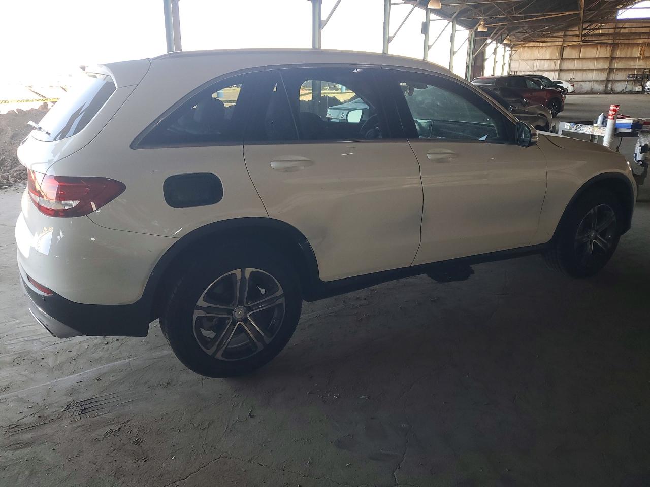 2017 MERCEDES-BENZ GLC 300 photo 7