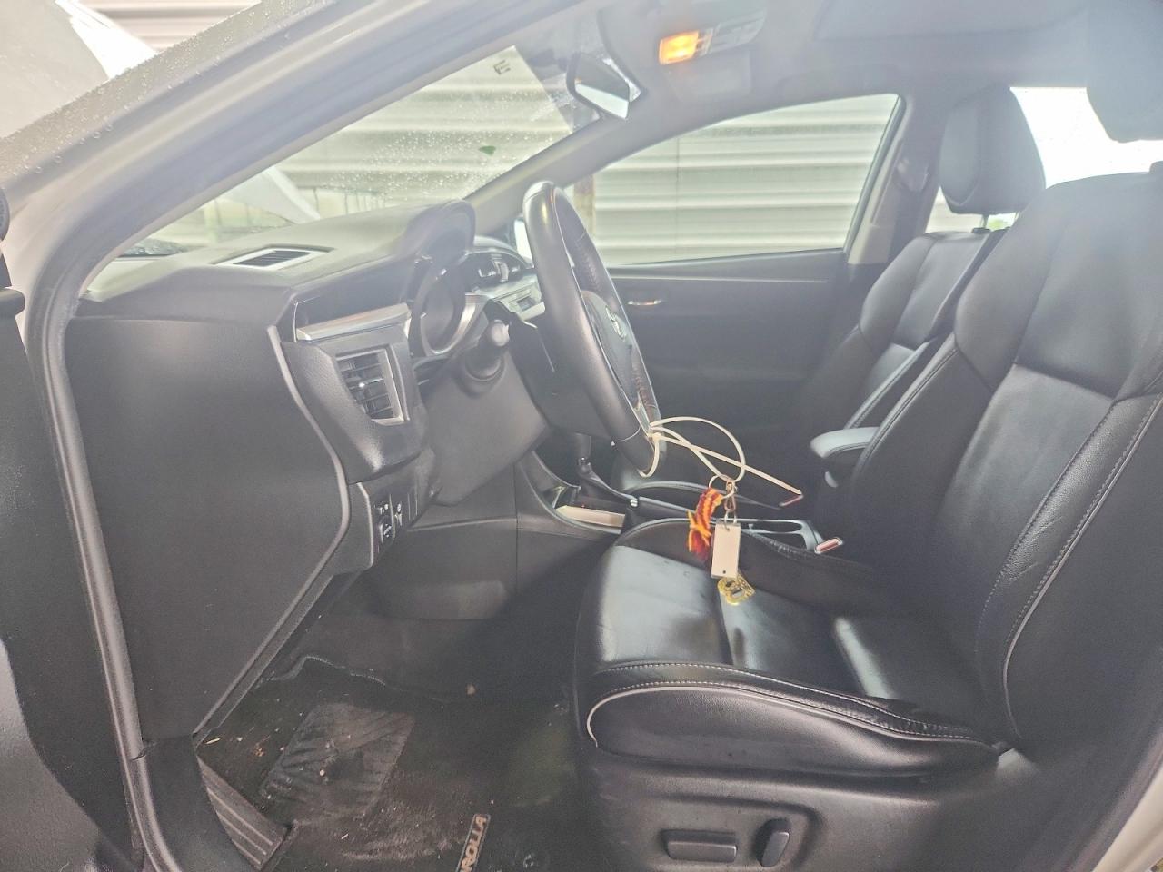 2016 TOYOTA COROLLA S PREMIUM photo 19
