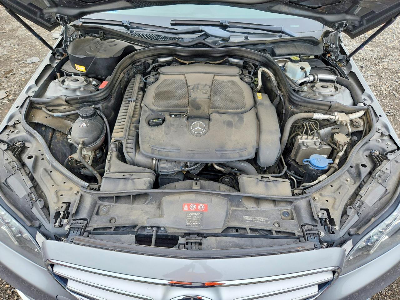 2014 MERCEDES-BENZ E 350 4MATIC photo 31