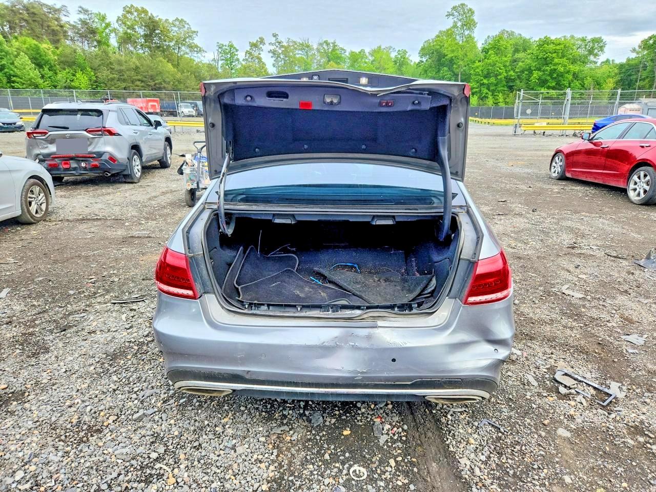 2014 MERCEDES-BENZ E 350 4MATIC photo 16