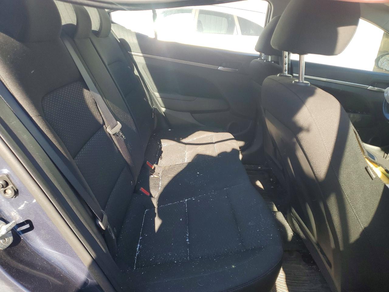 2020 HYUNDAI ELANTRA SEL photo 19