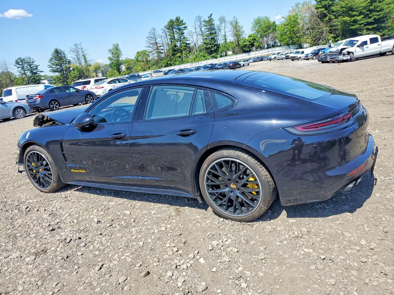 2017 PORSCHE PANAMERA TURBO photo 4