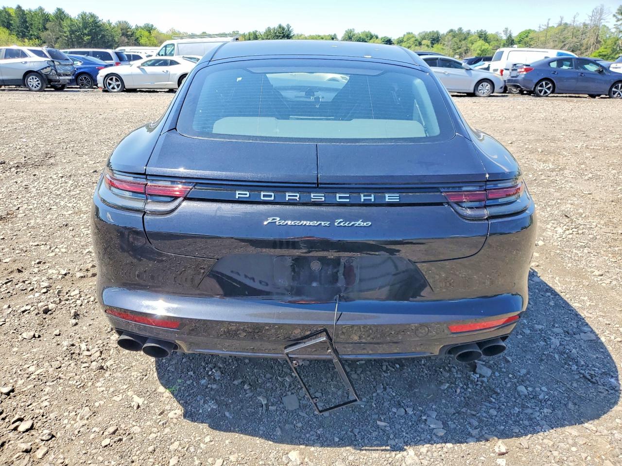 2017 PORSCHE PANAMERA TURBO photo 16
