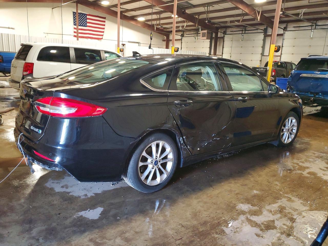 2019 FORD FUSION SE photo 3