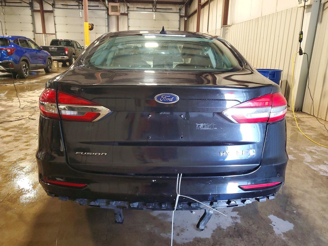 2019 FORD FUSION SE photo 6