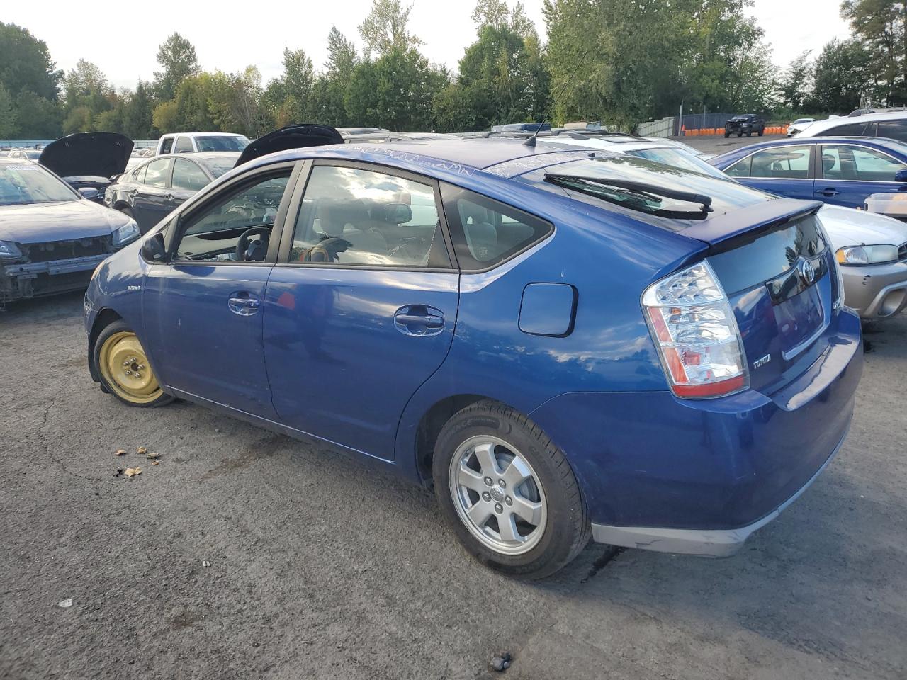 2008 TOYOTA PRIUS BASE photo 4