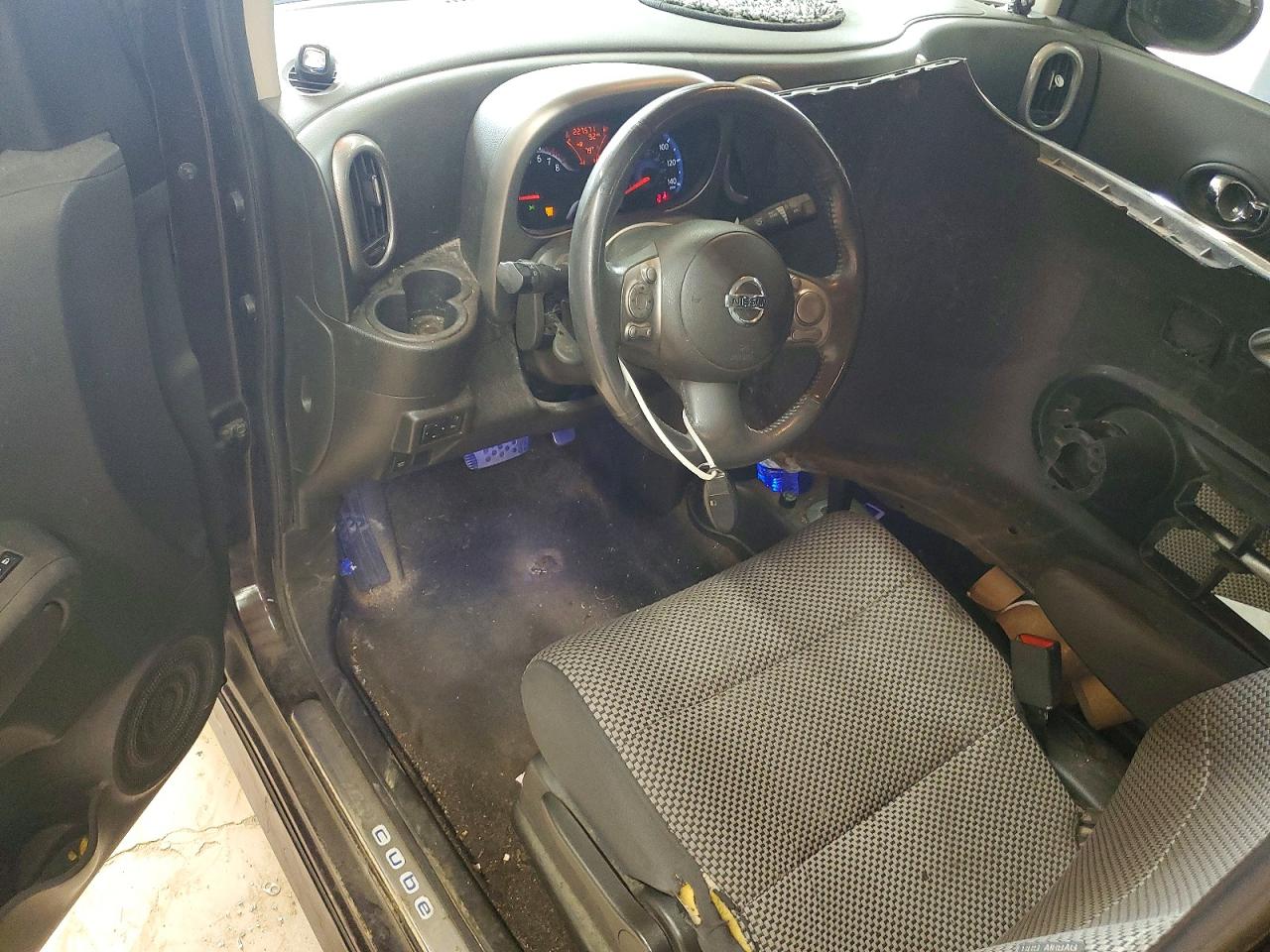 2010 NISSAN CUBE 1.8 photo 15