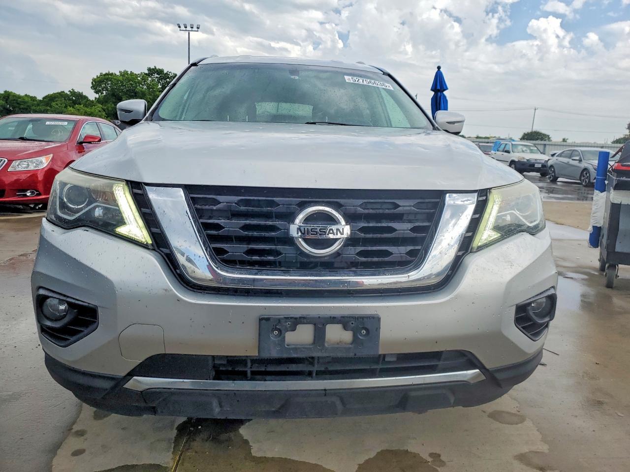 2017 NISSAN PATHFINDER SV photo 9