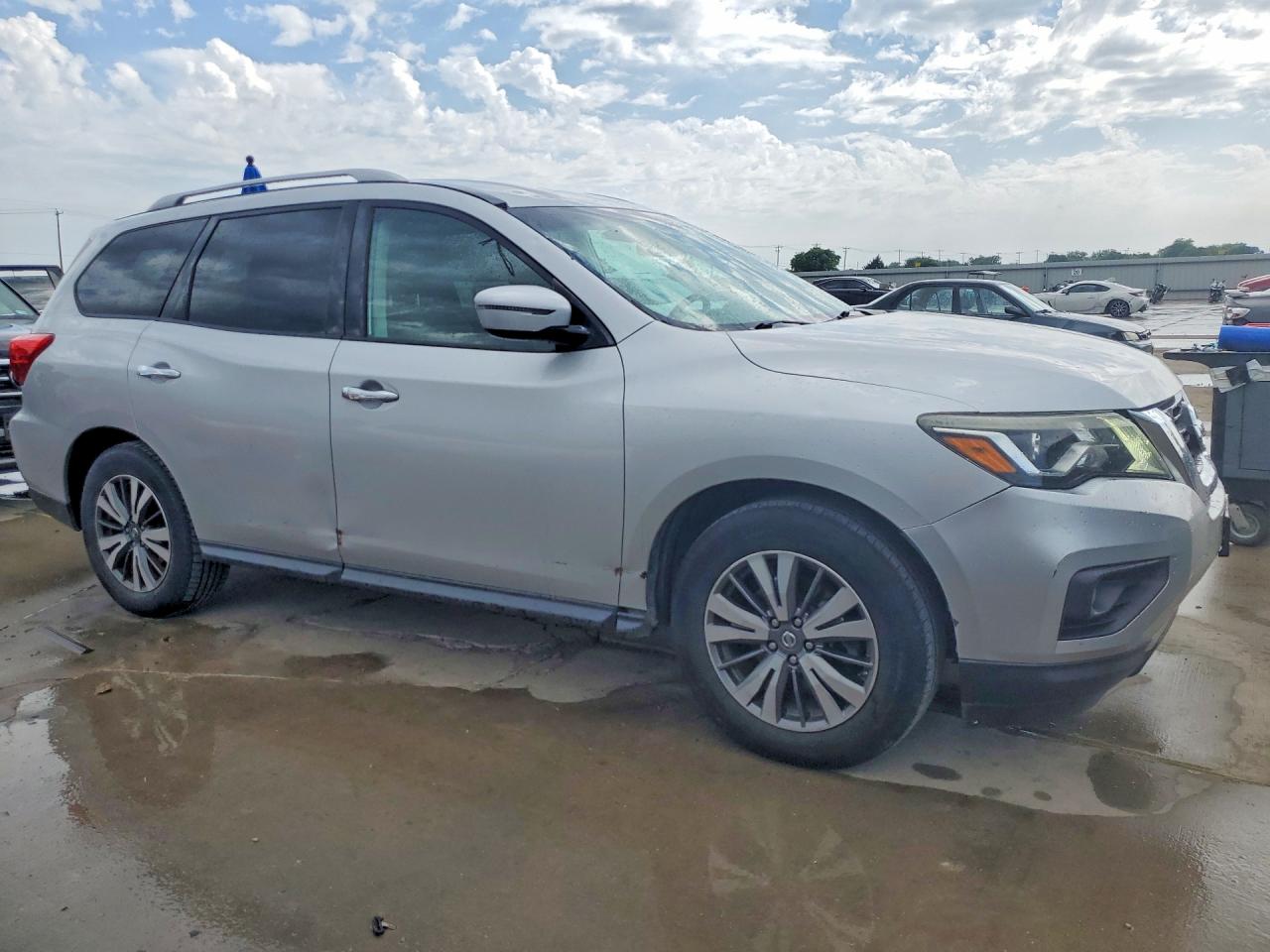 2017 NISSAN PATHFINDER SV photo 7