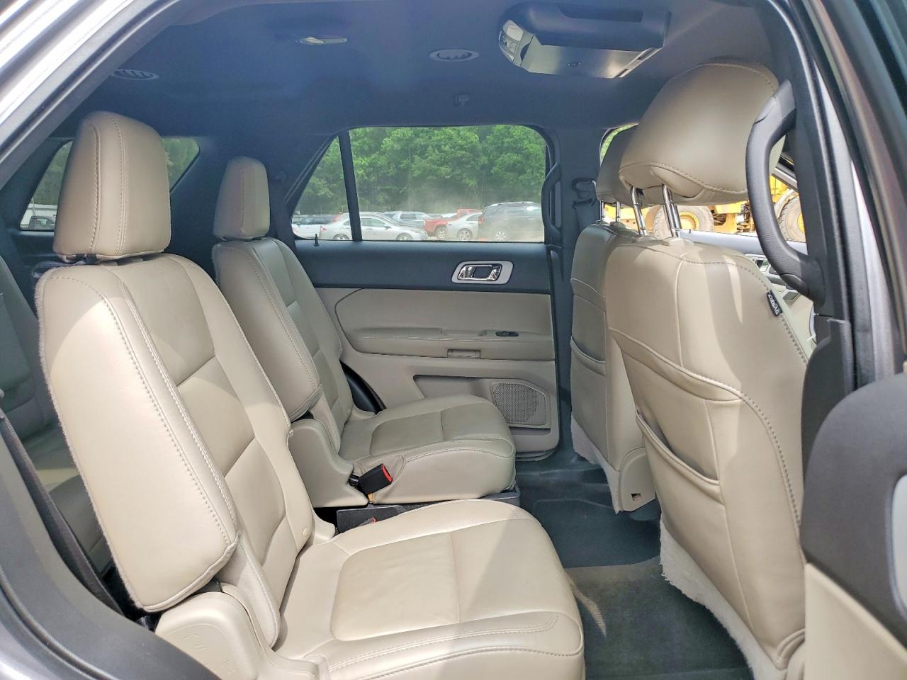 2014 FORD EXPLORER XLT photo 31