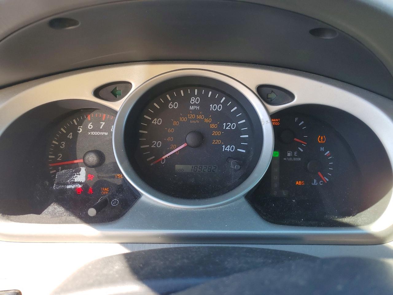 2005 TOYOTA HIGHLANDER LIMITED photo 9