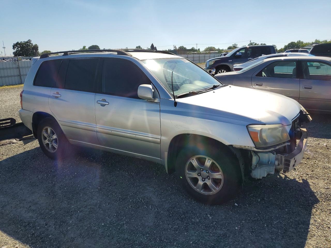 2005 TOYOTA HIGHLANDER LIMITED photo 4