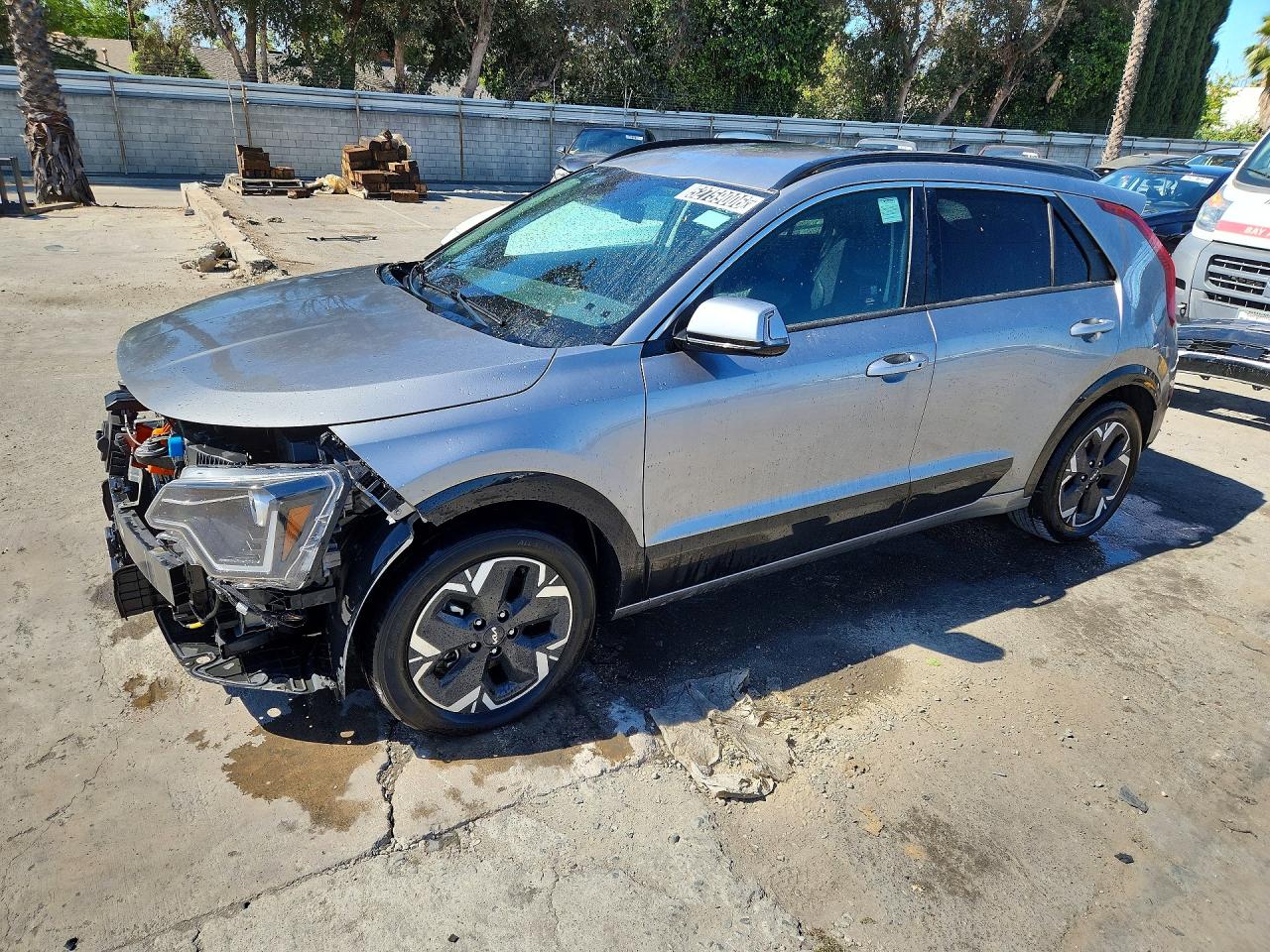 2023 KIA NIRO