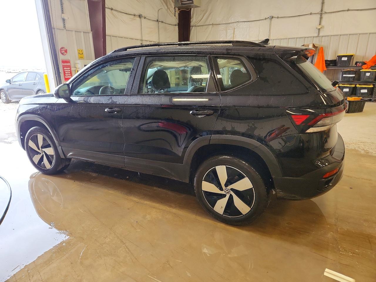 2026 VOLKSWAGEN TAOS S photo 3